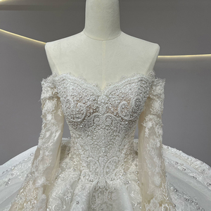 JFH67 Classic Modern Sweetheart Lace Chapel Train Wedding Bridal Ball Gown Dresses with Flowers <b>Sequined</b> Crystal - Product Image 6