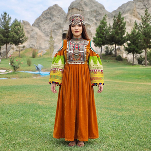 FASHIONISTA INTERNATIONAL Salwar Kameez pour femmes de style indien/pakistanais, en cuir véritable, coton et soie, en stock - Product Image 1