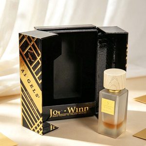 Boîte cadeau pour flacon de parfum Rouge Flamboyant, emballée dans un carton rigide de qualité supérieure, idéale pour l'emballage de flacons de parfum de marque. - Product Image 3