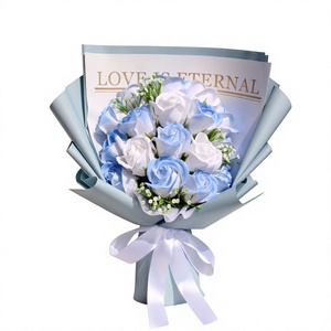 Bouquet di Fiori di Sapone a Forma di Rosa Blu Ghiaccio Sfumato per San Valentino, Regalo per la Moglie, Quantità Personalizzabile - Product Image 1