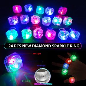 Bagues lumineuses LED clignotantes qui brillent dans le noir, accessoires de fête, bagues scintillantes en diamant pour les décorations de mariage et de enterrement de vie de jeune fille - Product Image 2