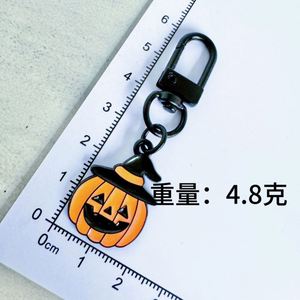 Llaveros de Acero Inoxidable con Diseño de Halloween, Resistentes al Agua, con Relieve, Divertidos, con Fantasmas, Calabazas, Castillos y Esqueletos - Product Image 3