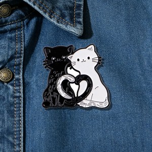 Broche de esmalte negro personalizado, estilo antiguo y moderno, para <span class=keywords><strong>Tarot</strong></span>, Tarjeta de la Muerte XIII, gótico, oculto, venta al por mayor - Product Image 2