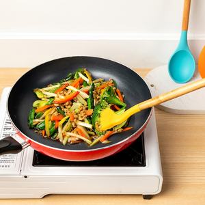 أدوات أدوات مطبخ أواني سيليكون بمقبض خشبي ، أواني سيليكون مخصصة للحرارة غير لاصقة - Product Image 5