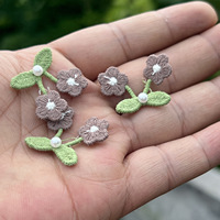 Broderie florale, sans colle, idéale pour les pinces à cheveux DIY, les accessoires capillaires et les accessoires vestimentaires.