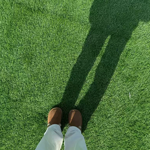 <span class=keywords><strong>Tapis</strong></span> synthétique vert <span class=keywords><strong>Tapis</strong></span> vert synthétique extérieur <span class=keywords><strong>Tapis</strong></span> de gazon artificiel artificiel en rouleau - Product Image 2