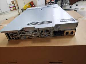 Serveur en rack 2U PowerEdge R760XS haute performance, personnalisable selon vos besoins, grand stock disponible - Product Image 2