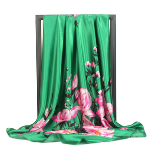 <span class=keywords><strong>Sciarpa</strong></span> Quadrata in Seta <span class=keywords><strong>Blu</strong></span> Reale con Motivo Paisley 90cm per Hijab Femminile e <span class=keywords><strong>Elegante</strong></span> Coprispalle - Product Image 2