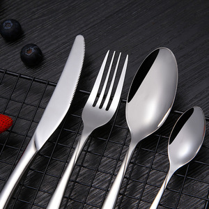 Juego <span class=keywords><strong>de</strong></span> cubiertos <span class=keywords><strong>de</strong></span> acero inoxidable, cuchara plateada, tenedor, <span class=keywords><strong>cuchillo</strong></span> - Product Image 2