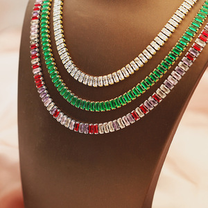 European American Style Emerald Necklace Women Zinc Alloy Channel Setting Geometric Cube Party Jewelry - Product Image 3