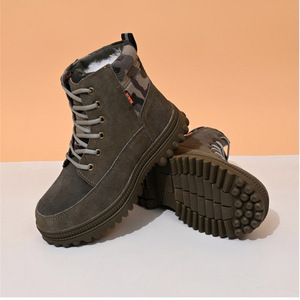 รองเท้าบูททำงานสีน้ำตาลสำหรับผู้ชาย พื้นยางกันลื่น ส้นเตี้ย รองเท้าเดินป่าเพื่อความปลอดภัย - Product Image 1