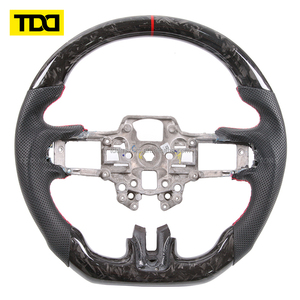 พวงมาลัยคาร์บอนไฟเบอร์ TDD สำหรับ Ford Mustang GT GT 5.0 S550 GT500 Shelby ปี 2019+ - Product Image 4