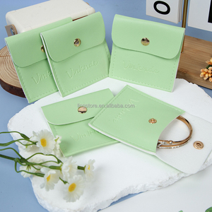 Pochette en cuir PU de haute qualité pour bracelet, style enveloppe, sac à bijoux vert avec bouton pression doré, vente en gros - Product Image 5