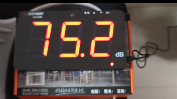 Geluidsniveaumeter, LCD-decibelmeter, ruismeting, 30 tot 130 dB, USB-wandopknoping, met datalogger en alarm, voor binnen- en buiten gebruik