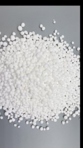Granules d'urée Azote Engrais de voiture Prix urée 46 Qualité industrielle et qualité automobile Prilled - Product Image 4