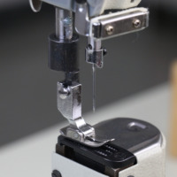 Offre Spéciale : Machine à coudre à bras rotatif HK-810 à aiguille simple/double, idéale pour la confection de chaussures