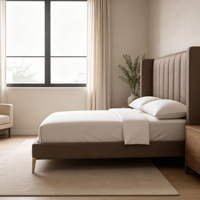 Lit de luxe sur mesure en cuir extensible avec tête de lit personnalisable et base en chêne pour hôtel de luxe