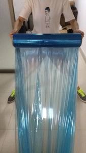 <span class=keywords><strong>18</strong></span> <span class=keywords><strong>pouces</strong></span> 80Ggauge 450mm 20mic Bonne Qualité lldpe stretch coloré film d'emballage pour palette - Product Image 4