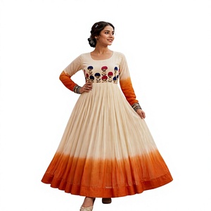 Vestido Anarkali Étnico de Algodón con Bordado Floral, Largo hasta el Suelo, Cintura Imperio, Dobladillo Acampanado, Tejido, Tradicional, para Bodas - Product Image 1