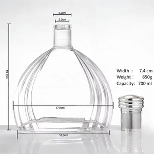 Logo personnalisé Crystal Spirits 700ml Carafe Bouteille en <span class=keywords><strong>verre</strong></span> artisanale pour Xo Brandy Tequila Vodka Whisky Rhum avec bouchon de liège - Product Image 4