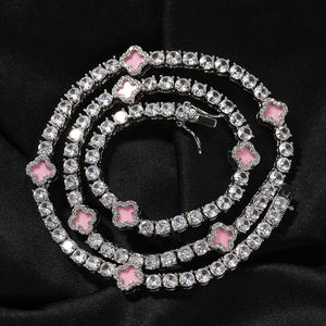 Collar de Tenis UWIN Mini Trébol Rosa Bañado en Oro con Trébol de 4 Hojas de 4mm y Diamantes Simulados, Cadena de Tenis, Joyería de Moda - Product Image 5
