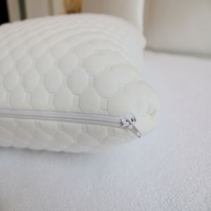 Federa Beige piccola ottagonale impermeabile permeabile all'aria Anti-polvere Anti-batteri Non tossici ecologici federa Non tessuta per Hotel - Product Image 4