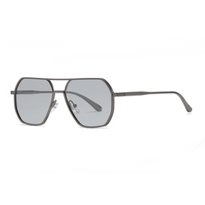 Lunettes de soleil tendance TikTok en aluminium et magnésium pour hommes, protection UV400, verres jaunes vision nocturne, conduite en extérieur, photochromiques Type 3 - Product Image 2