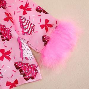 طقم بيجامات للبنات الصغار والأطفال من الساتان والحرير مزين بالريش لموسم الكريسماس 2025، ملابس نوم وملابس منزلية - Product Image 3