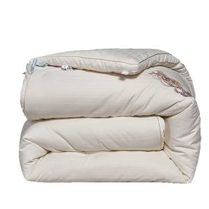 Edredón de Fibra de Soja Duoximeimiankang, 7-8 Jin, Bordado, para Uso Doméstico, Agradable al Tacto, Cómodo para las Cuatro Estaciones - Product Image 1