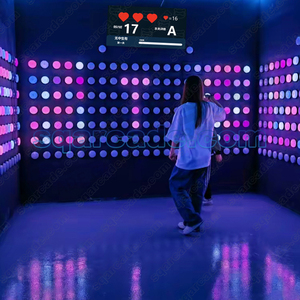 Jeux de boutons de lumière LED interactifs Indoor Metal Team Building Challenge Push Spot Amusement Park Facility - Product Image 2