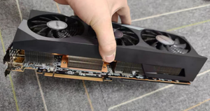 Carte graphique GPU Gigabyte RX <span class=keywords><strong>6900</strong></span> <span class=keywords><strong>XT</strong></span> 16 Go Triple Fan d'occasion - Product Image 5