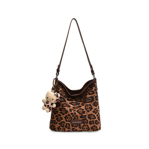 Sac fourre-tout imprimé léopard, design personnalisé, sac à main mode femme - Product Image 3