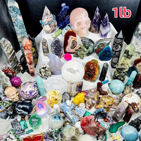 Ensemble de cristaux bohèmes personnalisés en gros, comprenant des pierres brutes de quartz naturelles dans une boîte décorative, parfait pour la décoration intérieure et les cadeaux