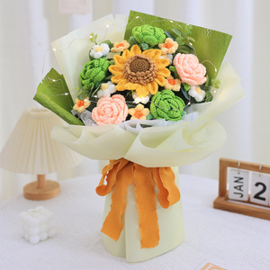 Ramo Grande de Flores de Crochet Hechas a Mano 2026, Rosas y Convallarias, Nuevo Diseño Creativo de Lana y Algodón, Regalos de Boda y Cumpleaños, Flores Artificiales - Product Image 2