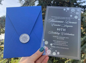 Invitación Acrílica de Quinceañera Personalizada con Tema de <span class=keywords><strong>Cenicienta</strong></span>, Patrones Florales de Mariposas y Medio Sobre Azul - Product Image 3