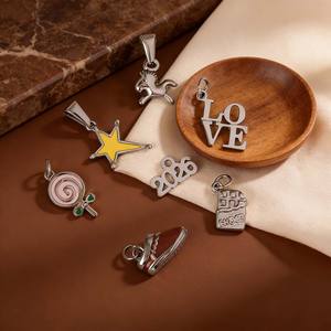 Liontin DIY Berlapis Emas Stainless Steel Bentuk Makanan Cokelat Lolipop <span class=keywords><strong>2026</strong></span> Pesona Cinta untuk Pembuatan Kalung Kustom Desainer Perhiasan - Product Image 3