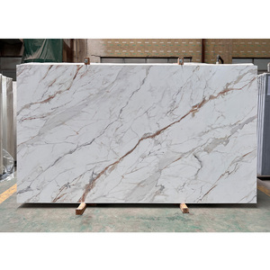 TMZ OEM/ODM Quartz Artificiel Imprimé Pierre 7001 Calacatta Or PD de Grandes Dalles Polies Design Moderne pour Comptoir Hôtel - Product Image 1