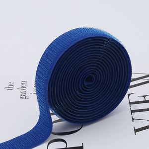 Bande auto-agrippante en nylon et polyester de 25 mm, 160 mm, 100 mm, 80 mm, bande auto-agrippante pour usage médical - Product Image 1