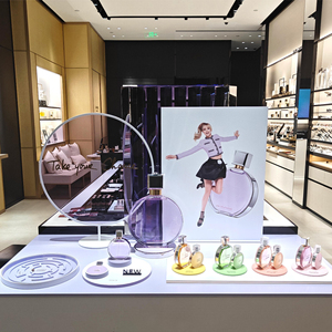 Stand d'exposition rotatif en bois sur mesure, construction rapide en 30 minutes, design haut de gamme, 10x20 pieds, réutilisable pour les salons professionnels - Product Image 3