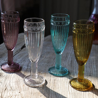 Prix usine Vintage Cocktail Verre À Vin Tasses Golden Edge Multi Couleur Verrerie Fête De Mariage Vert Bleu Violet Rose Gobelets