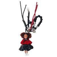 En gros, Pendentif de sac à dos en plastique, style coréen haut de gamme, mignon, avec figurine d'ours de dessin animé et poupée fille noire aux cheveux bouclés, utilisable comme porte-clés