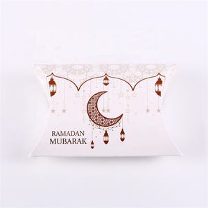 โลโก้ที่กำหนดเองพิมพ์เดือนรอมฎอนคารีมหมอนรูปร่างกล่องกระดาษ EID Mubarak ประตูของขวัญกล่องขนม - Product Image 5