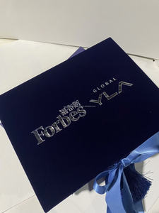 Caja de lujo personalizada para invitaciones de boda, terciopelo rígido reutilizable con embalaje estampado en oro - Product Image 5