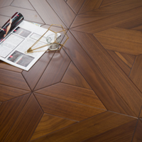 Parquet multicouche luxueux de couleur unie avec motif décoratif pour sol en bois de maison