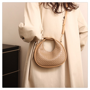 Nuevo Bolso <span class=keywords><strong>de</strong></span> Mano <span class=keywords><strong>de</strong></span> <span class=keywords><strong>Mujer</strong></span> en Forma <span class=keywords><strong>de</strong></span> Media Luna, Tejido en Cuero PU, Estilo Vintage, Bolso <span class=keywords><strong>de</strong></span> Mensajero Redondo <span class=keywords><strong>de</strong></span> Diseño - Product Image 5
