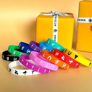 O evento usa uma pulseira esportiva da moda com uma pulseira de borracha colorida, uma pulseira de silicone para ioga e logotipo personalizável