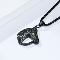 Collier pendentif papillon et cheval en acier inoxydable plaqué or vintage pour femme, chaîne superposée, idéal pour les fêtes, mariages et usage quotidien