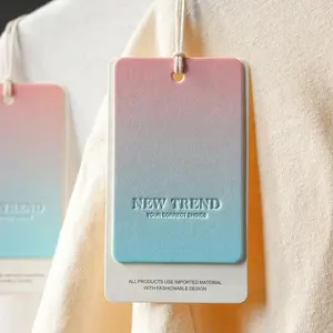 Özel Logo lüks kart geri dönüşümlü giyim konfeksiyon salıncak mayo kağıt kabartmalı kurdele ile giysi için giysi etiketi Hangtag etiket