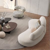 Luxuriöses Minimalistisches Dreisitzer-Stoffsofa-Set mit Schwammfüllung Weißes Geschwungenes Design für Wohnzimmer