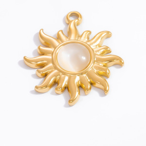 Charmes en acier inoxydable incrustés de pierres précieuses plaqués or 18K PVD |   Pendentif soleil éclatant, aigle impérial et étoile pour la fabrication de bijoux DIY |   Hypoallergénique - Product Image 4